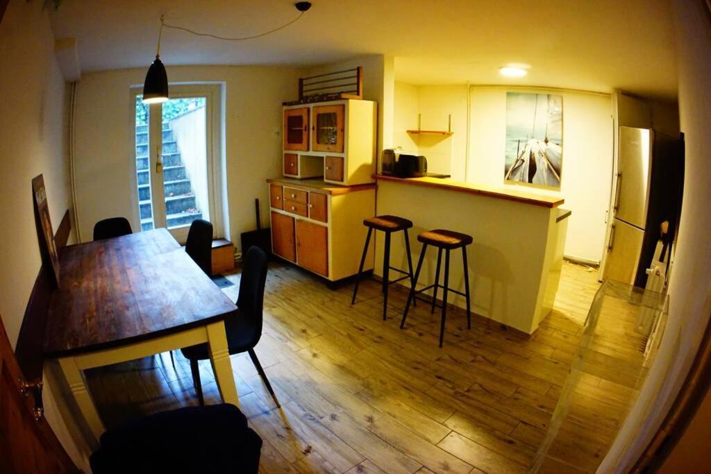 Grosszuegige 185M2-Altbauwohnung In Bestlage 7Zimmer-2Baeder-2Kuechen-2Wcs Hamburg Dış mekan fotoğraf