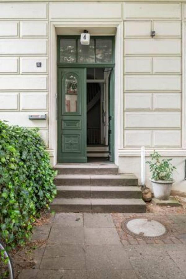 Grosszuegige 185M2-Altbauwohnung In Bestlage 7Zimmer-2Baeder-2Kuechen-2Wcs Hamburg Dış mekan fotoğraf