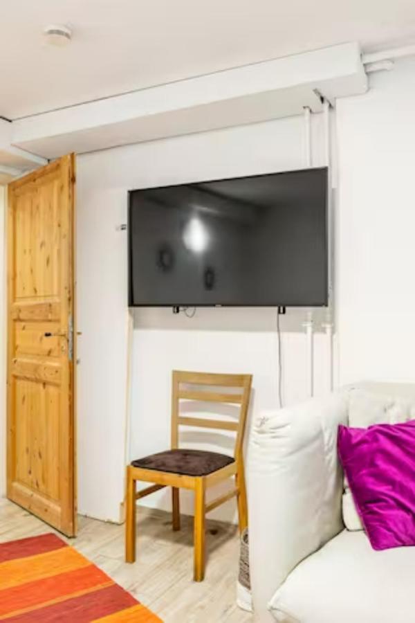 Grosszuegige 185M2-Altbauwohnung In Bestlage 7Zimmer-2Baeder-2Kuechen-2Wcs Hamburg Dış mekan fotoğraf