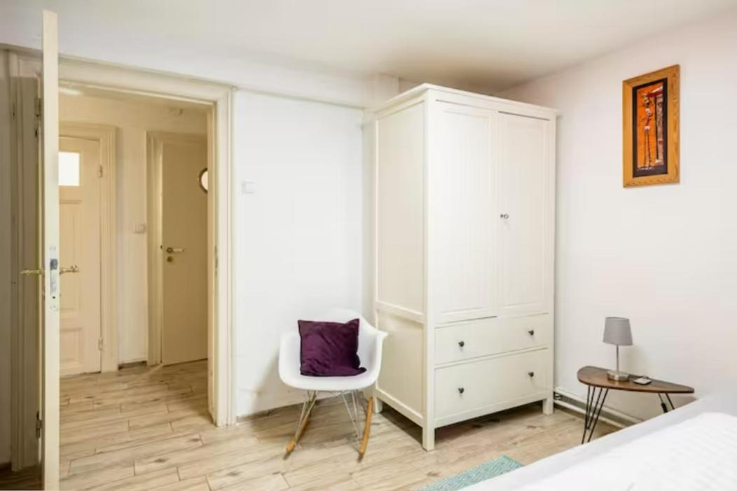 Grosszuegige 185M2-Altbauwohnung In Bestlage 7Zimmer-2Baeder-2Kuechen-2Wcs Hamburg Dış mekan fotoğraf